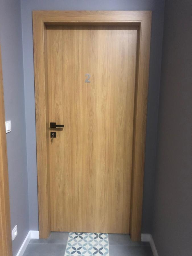 Apartament Z Ogrodkiem I Garazem Poznań Kültér fotó