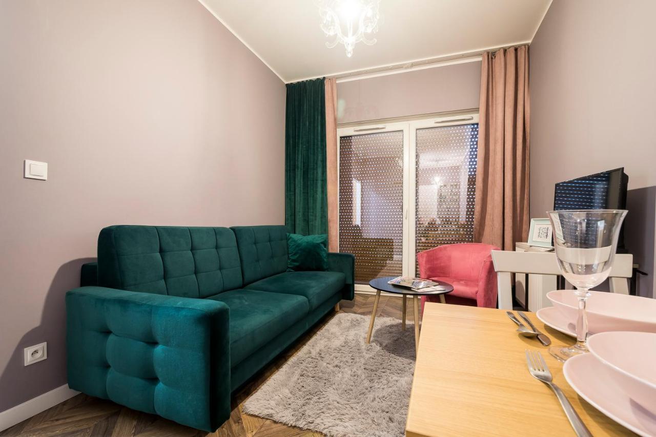Apartament Z Ogrodkiem I Garazem Poznań Kültér fotó
